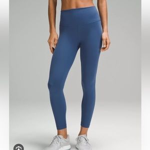 Lululemon wunder train size 6 pitch blue